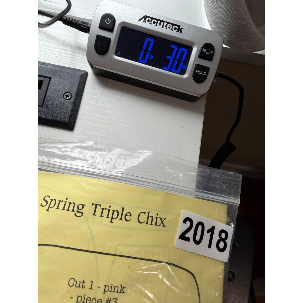 General Store Primitives Spring Triple Chix Wool Applique Pattern Kit Multicolor - Picture 4 of 4
